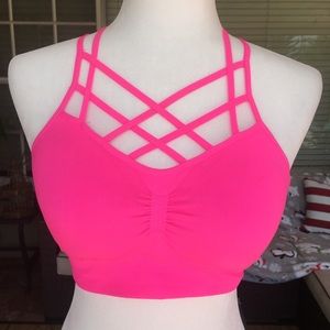 Amazing Sports athletic top